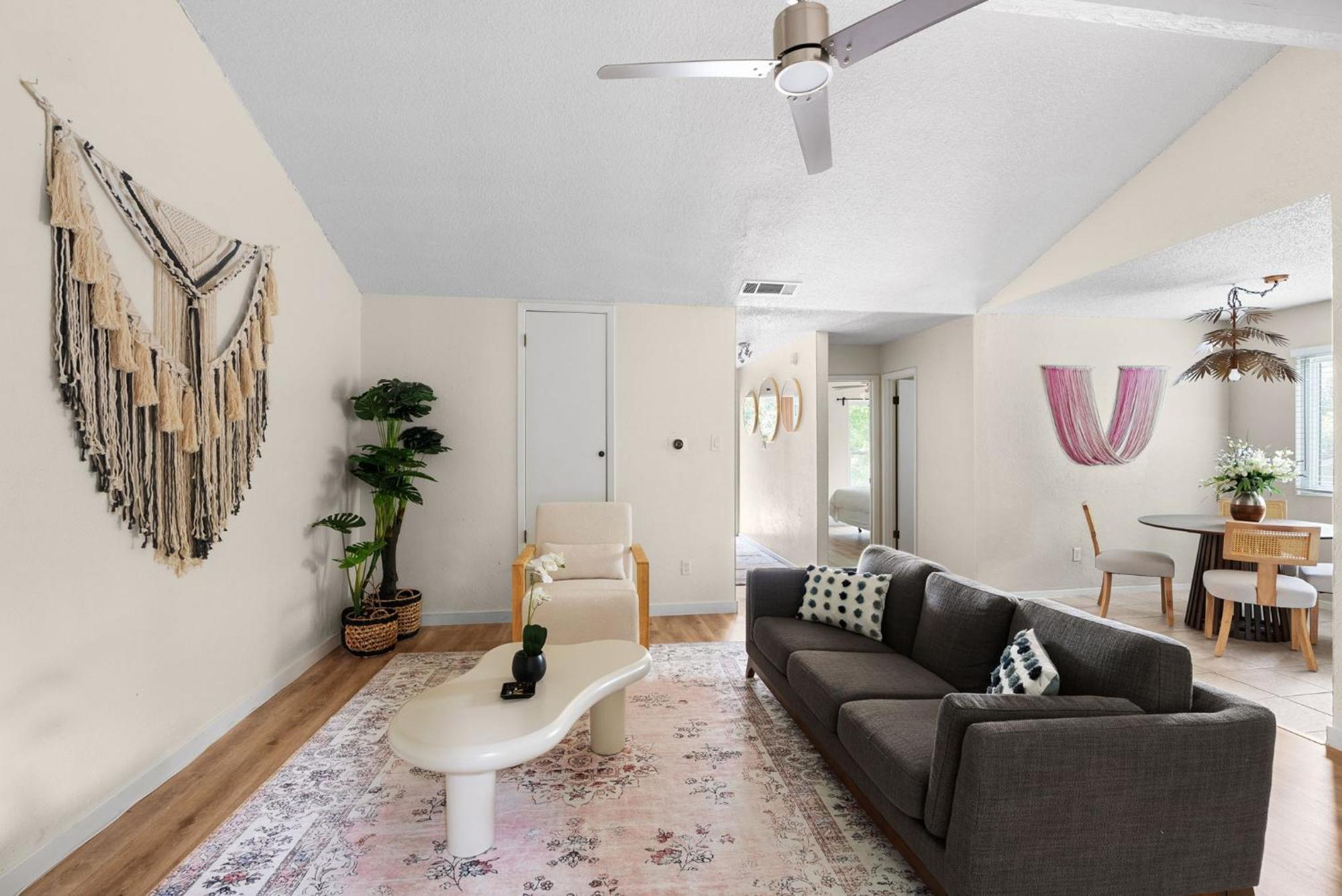 Mai's Home at Zilker, Barton Spring and Downtown Sleep 14 Austin Bagian luar foto